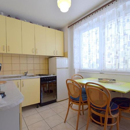 Apartment Angela Malinska Eksteriør billede