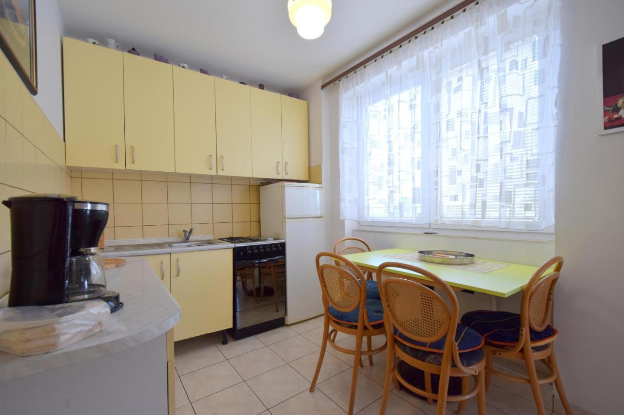 Apartment Angela Malinska Eksteriør billede